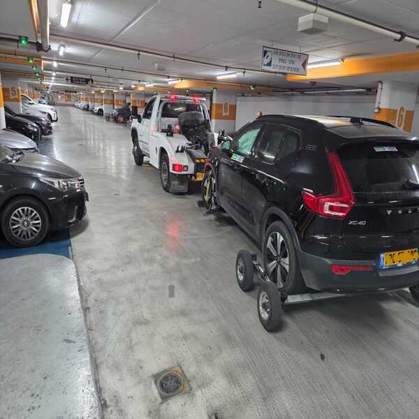 גרר משקפיים גרירה מחניון תת קרקעי